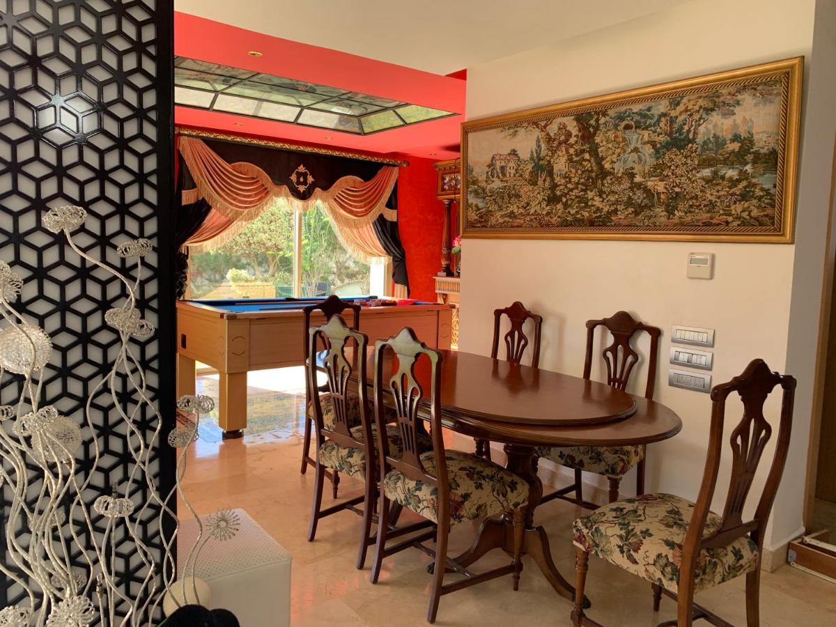 Villa Lms Salé Exteriér fotografie